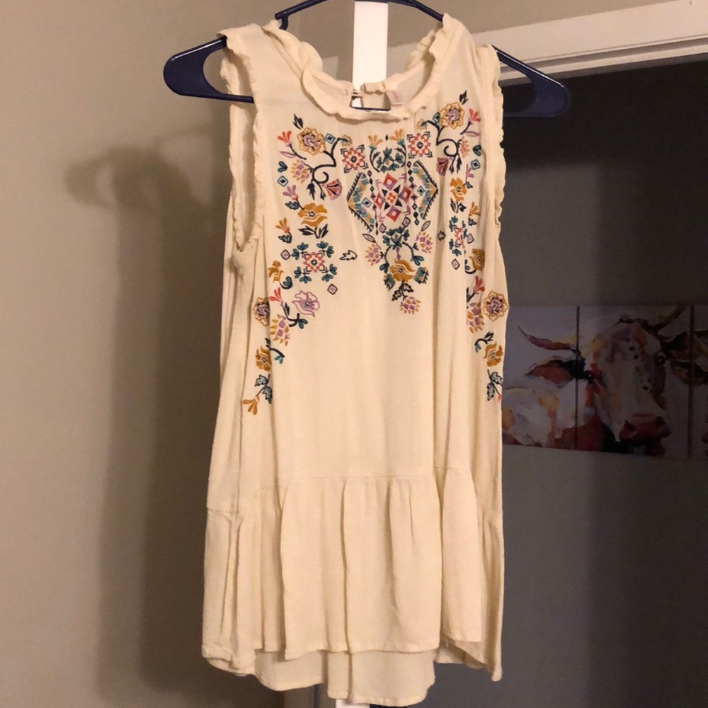 Cream tank